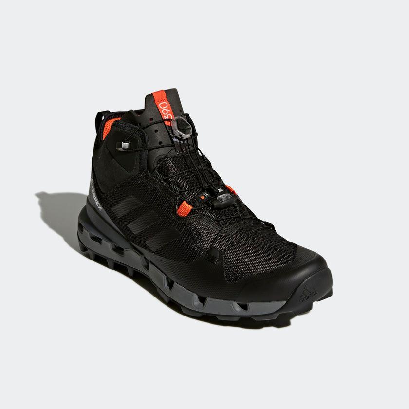 adidas terrex 390